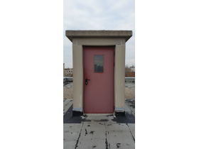 Двери выхода на кровлю противопожарные