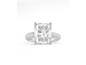 Кольцо с закрепкой «паве» и бриллиантом 6.79 карат