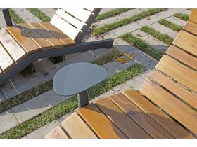 Шезлонг со столиком