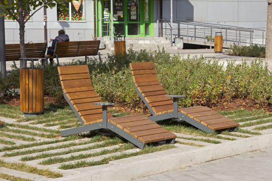 Фото 3 Шезлонг со столиком, г.Самара 2025