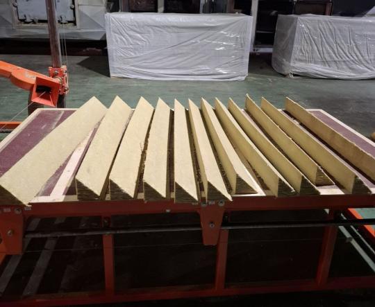 772154 картинка каталога «Производство России». Продукция Галтели из базальтовой ваты ХотРок Руф ГАЛТЕЛЬ, г.Вязьма 2025