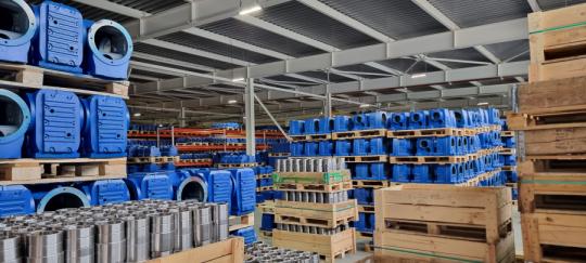 Фото 2 Склад с корпусами