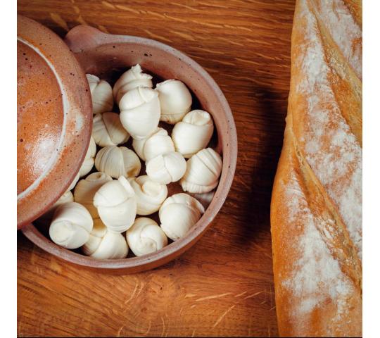 Фото опубликовано: ИП Саджая Эш Лиз Эдиковна, ИНН 500921045915, ip-sadzhaya-esh-liz-edikovna-s437466.regtorg.ru © Фото 5 Моцарелла молочная шарики