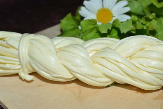 Фото опубликовано: ИП Саджая Эш Лиз Эдиковна, ИНН 500921045915, ip-sadzhaya-esh-liz-edikovna-s437466.regtorg.ru © Фото 9 косичка молочная