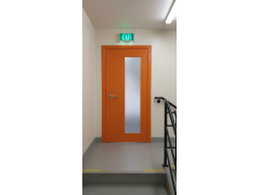 Двери противопожарные металлические с остеклением