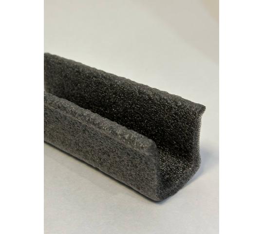 Фото опубликовано: АО "КОМБИНАТ", ИНН 7300026796 © Фото 3 зщитный профиль из вспененного полиэтилена, г.Ульяновск 2026