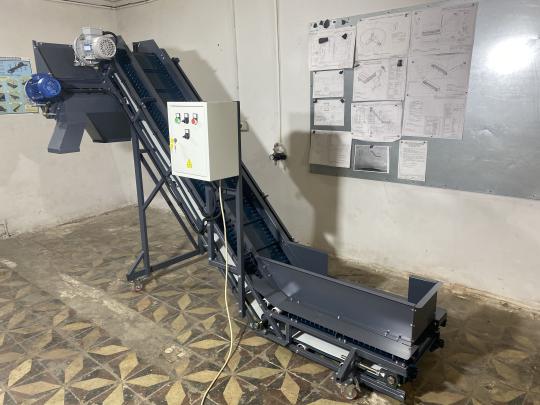 Фото 3 Транспортер для сепарации деталей из под ТПА. 1002, г.Саратов 2026