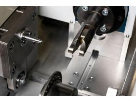 Станок по производству корщеток