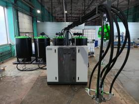 Заливочная машина для заливки пенополиуретана