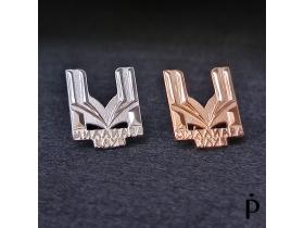 Значок из серебра