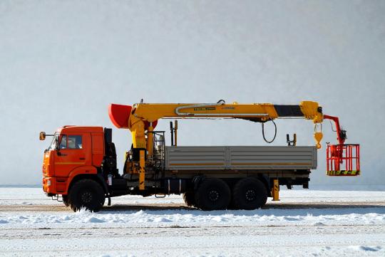Фото 4 Манипулятор TECSIL SL 900MAX на шасси КАМАЗ 43118 с буром и кабиной оператора 2026