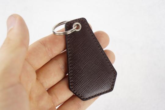 Фото опубликовано: ИП Мелконян Артем Володевич, ИНН 164492968722, leather-rm.com © Фото 6 Кожаные брелоки, г.Казань 2026