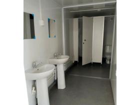 Сантехблок 6 × 2,4 м — рулонный утеплитель
