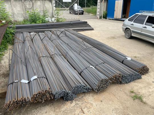 Фото опубликовано: ИП Кардава Тимур Кукуриевич, ИНН 263119933162, stroybazansk.ru © Фото 2 Арматура 12 рифленая А500С, г.Невинномысск 2026